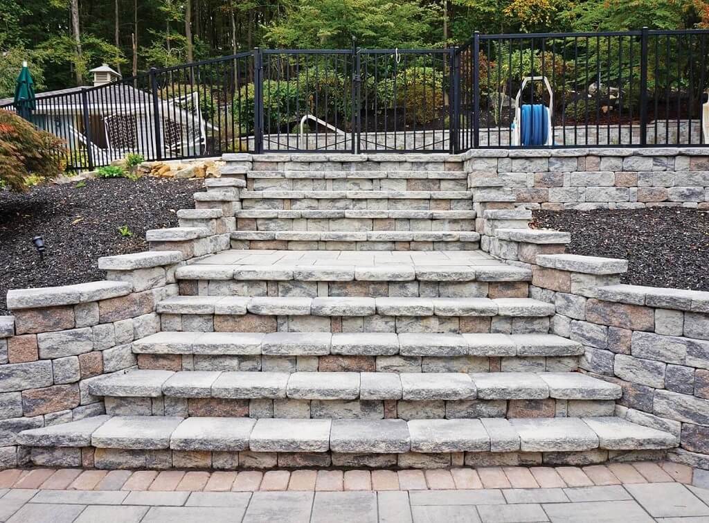Outdoor Stairs & Entry Steps